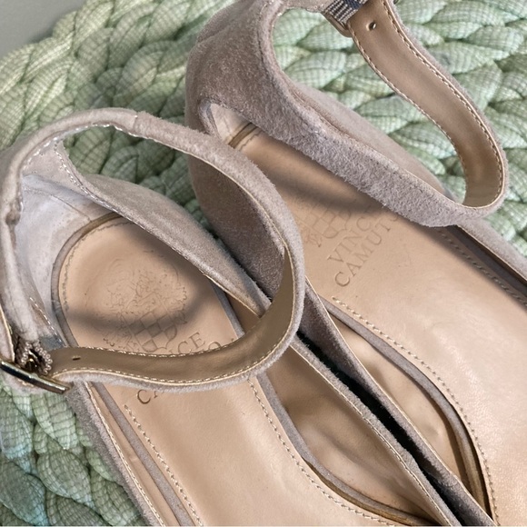 Vince Camuto Attera Cream Tipsy Taupe Suede Ankle Wrap Round Toe Flats - Picture 5 of 8